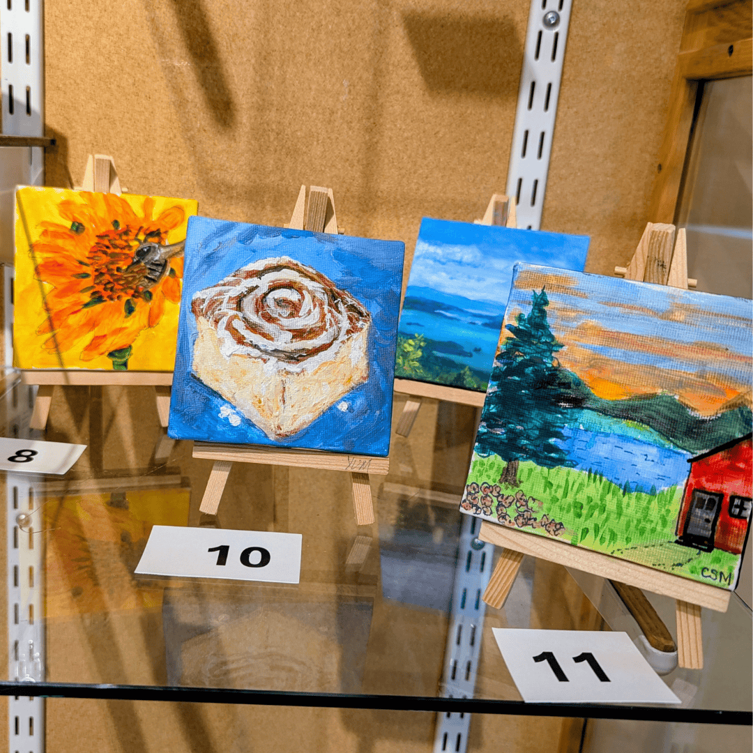 Tiny art